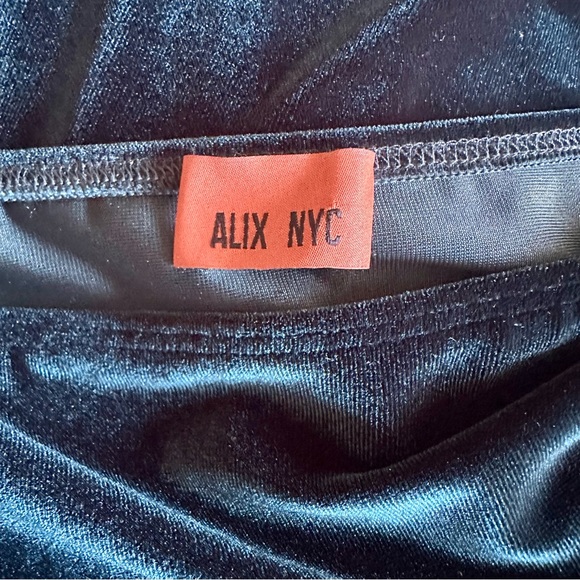 Alix NYC Dakota one shoulder bodysuit - Picture 11 of 13